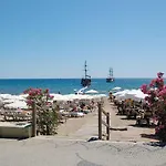 Linda فندق 3*