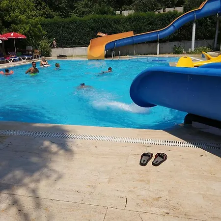 Hotel Linda 3*