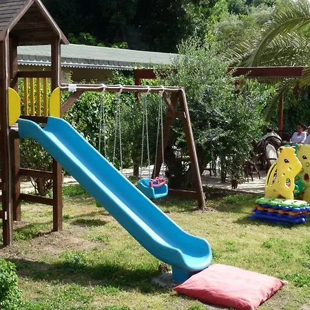 Linda מלון סייד