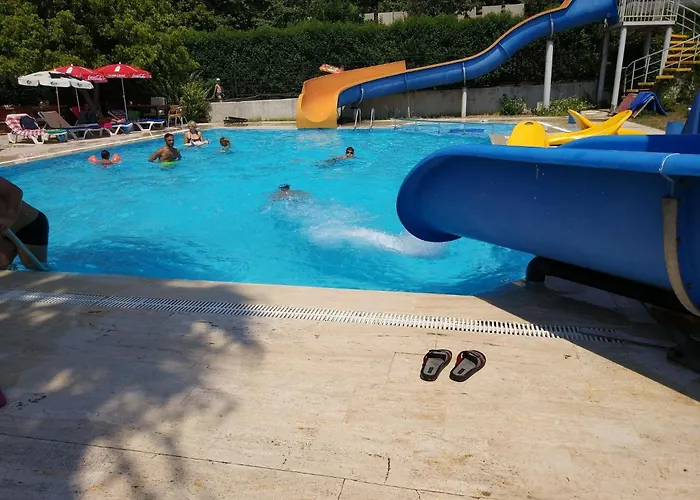 Hotel Linda 3*